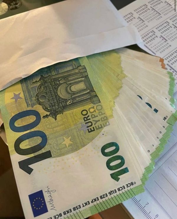 Buy counterfeit 100 euro bills